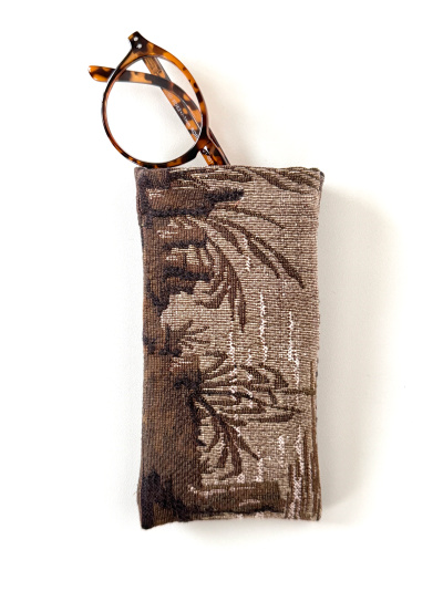 400_brillenhoesje_gobelin_achterkant.jpeg